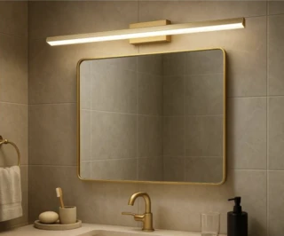 מנורת קיר לאמבטיה מעל מראה דגם משולש