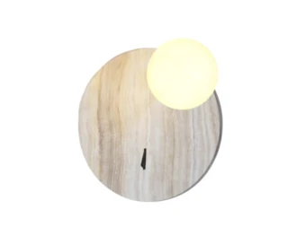 מנורת קיר לצידי המיטה בשילוב עץ